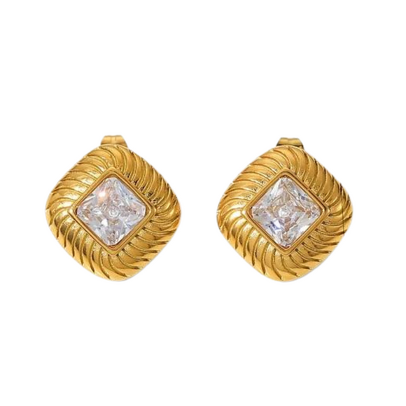 Vintage Inspired Gold Earrings: 