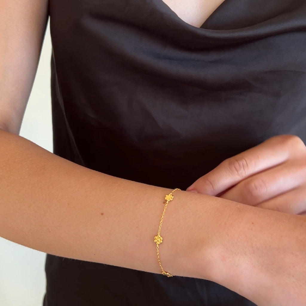 Daisy Gold Bracelet