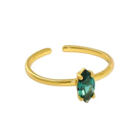 Oval Cut Green Emerald Ring