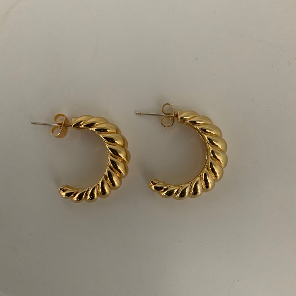Gold plated Croissant twist C shape hoop earrings nazzar toronto